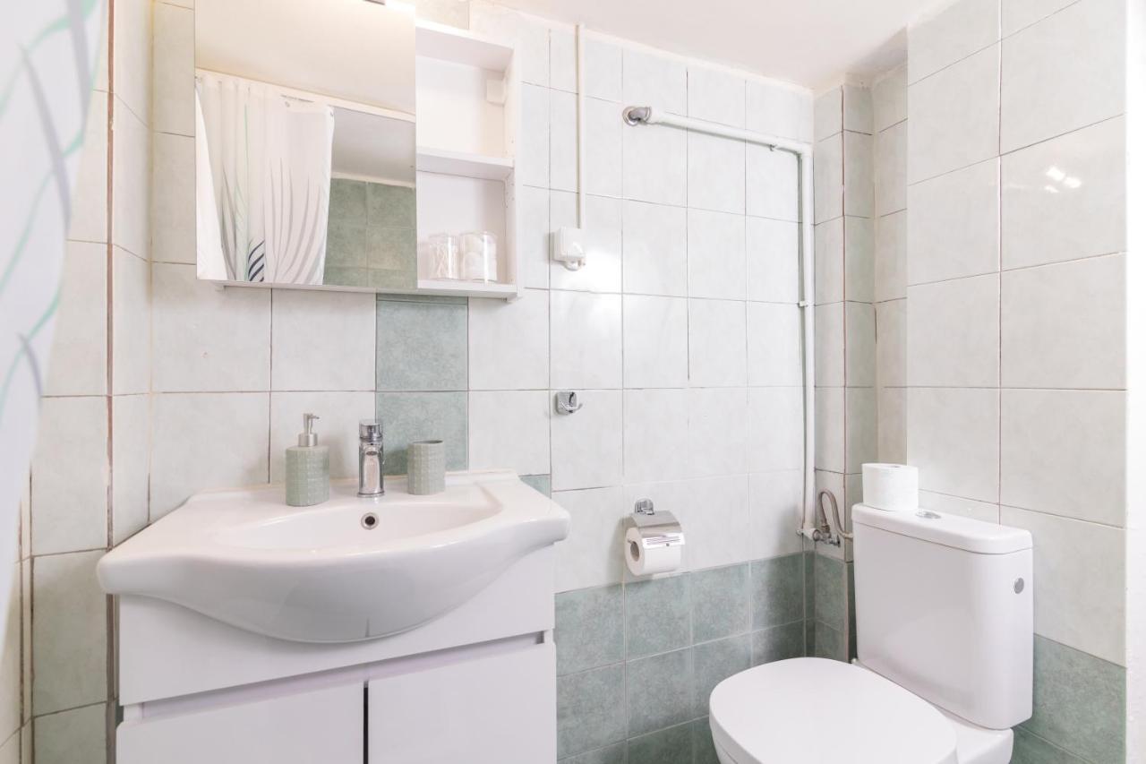 F & B Collection - Flat For 3 Apartment เทสซาโลนิกิ ภายนอก รูปภาพ